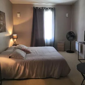 Appartement Chambres Indépendantes Centre Ville Isle Sur La Sorgue, LʼIsle-sur-la-Sorgue