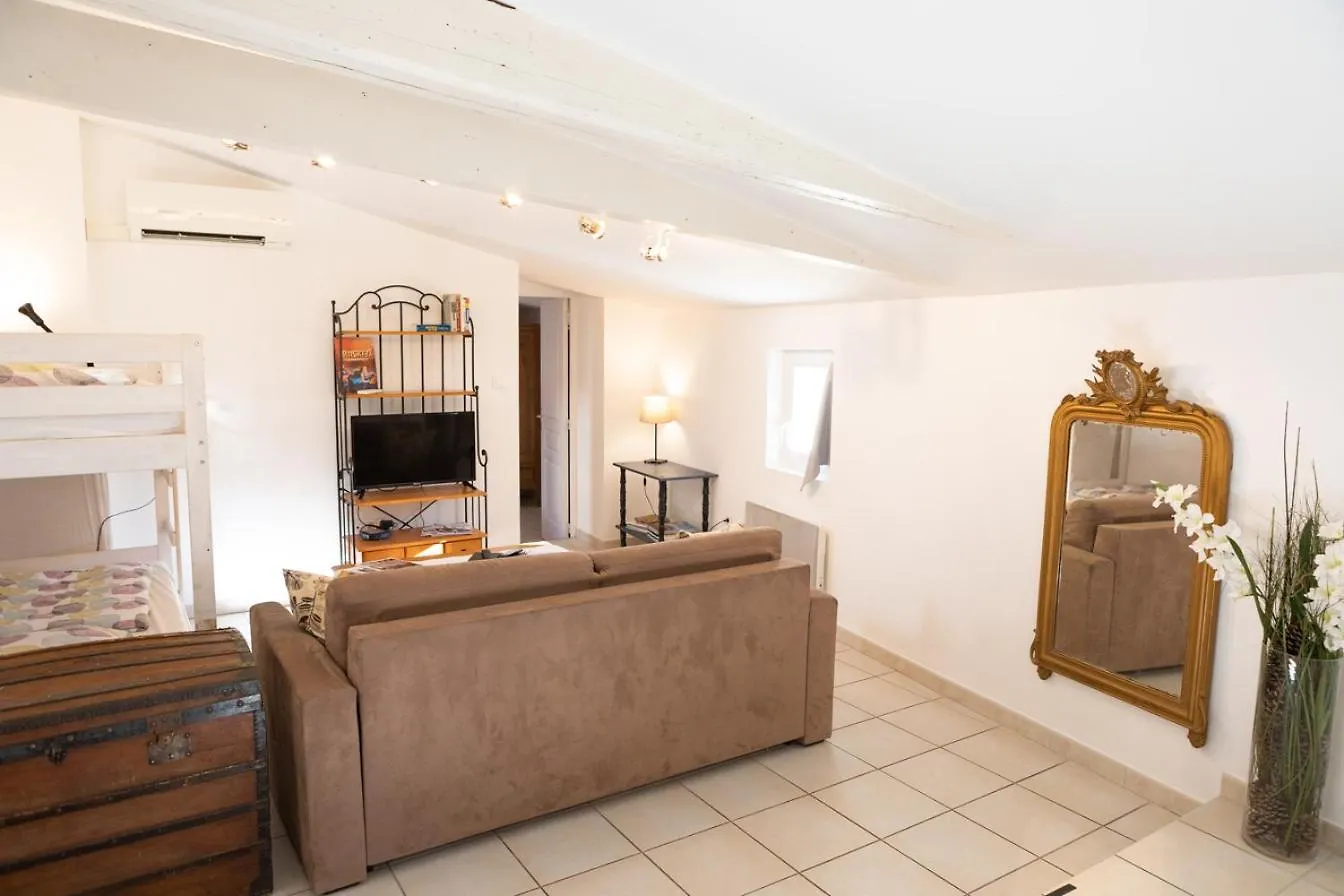 Appartement Spacieux Rochereau L'Isle-sur-la-Sorgue